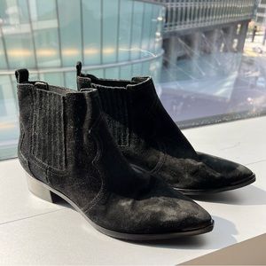Marc Fisher Size 8 Yohani Suede Black Bootie Western Chelsea Boots